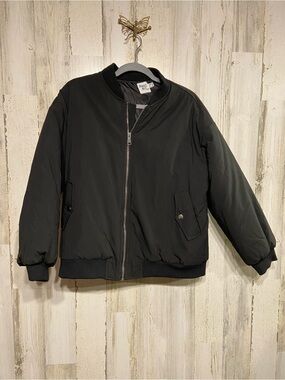Princess Polly Black Zipper Puff Bomber Jacket 2